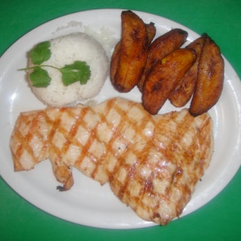 Cafe Vinales - Pollo a la Parilla / Grilled Chicken - Cafes Near Me - Miami, Florida
