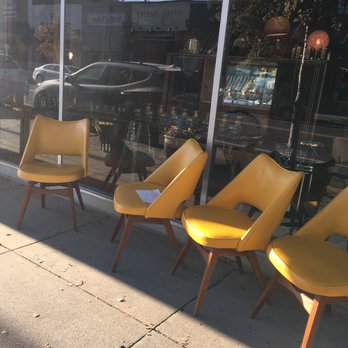Forever Retro - loving these chairs - Interior Design Near Me - Thomasville, Georgia Forever Retro - loving these chairs - Interior Design Near Me - Thomasville, Georgia