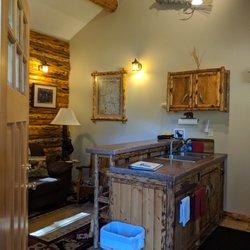 Silvertip Cabins - Welcome to your cabin!