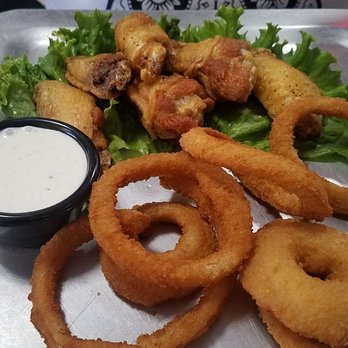 Aj's Diner - $6 dollar wings and fries! - Diners Near Me - El Paso, Texas