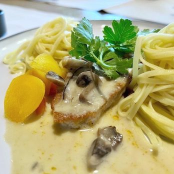 Grand Café-Restaurant Schuh - Cafes Near Me - Interlaken, BE