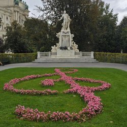 Mozart-Denkmal
