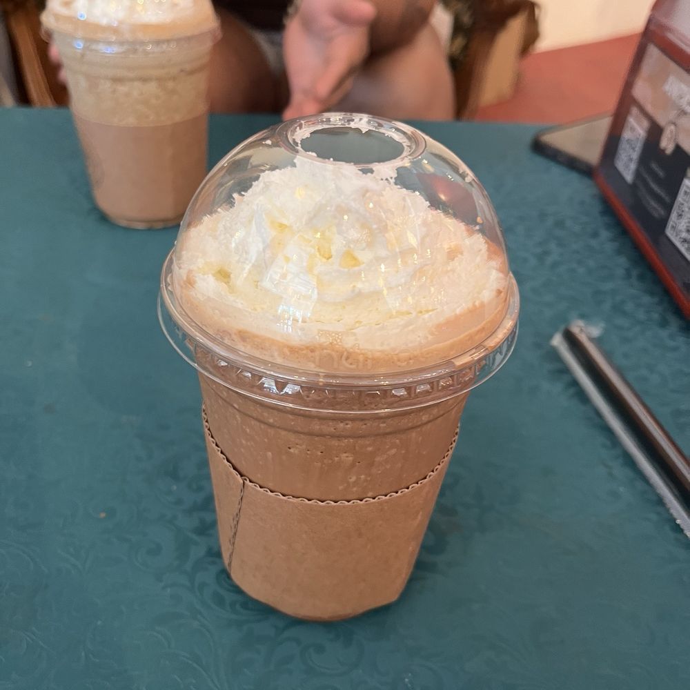 Antique Caffe - Mocha frappe - Cafes Near Me - Johns Creek, Georgia