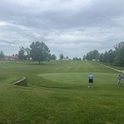 Bright Leaf Golf Resort - Another great day for golf!