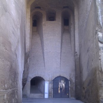 Castel Sant'Elmo - Museums Near Me - Naples, NA