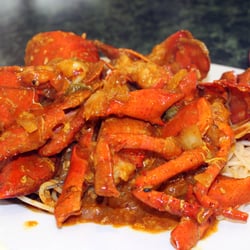 9 + Nine - Lobster in curry sauce