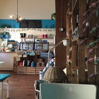 Fika Bamberg - So sieht das Fikabamberg Café drinnen aus. - Coffee & Tea Near Me - Bamberg, BY Fika Bamberg - So sieht das Fikabamberg Café drinnen aus. - Coffee & Tea Near Me - Bamberg, BY