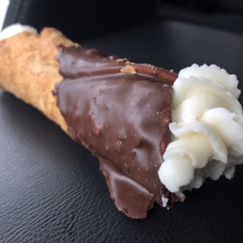 Royalicious Bagel Bakery - You Cannoli can't get away from me. If it's baked, it most be healthy. - Bakeries Near Me - Ranson, West Virginia Royalicious Bagel Bakery - You Cannoli can't get away from me. If it's baked, it most be healthy. - Bakeries Near Me - Ranson, West Virginia