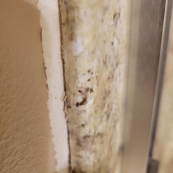 Bath Planet by Northwest Bath Specialists - Caulk pulled from wall, guessing because of water in wall behind. Was told that sometimes happens when complained at first - General Contractors Near Me - Spokane Valley, Washington Bath Planet by Northwest Bath Specialists - Caulk pulled from wall, guessing because of water in wall behind. Was told that sometimes happens when complained at first - General Contractors Near Me - Spokane Valley, Washington