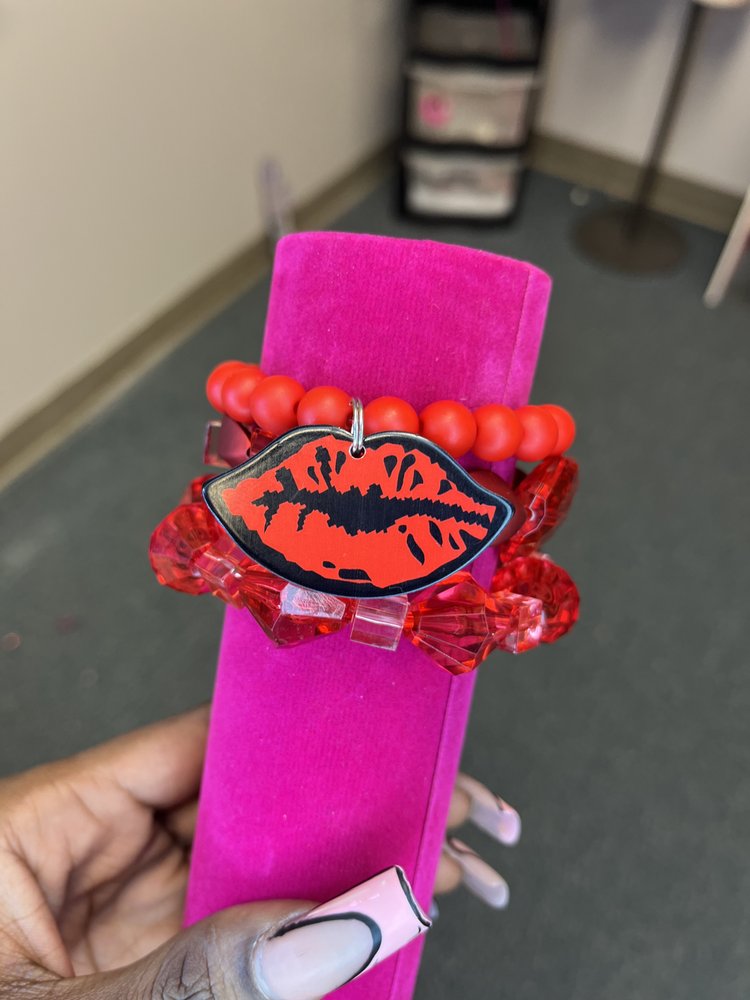 CHARMED ACCESSORIES 12 Photos 950 5th Ave, New Kensington