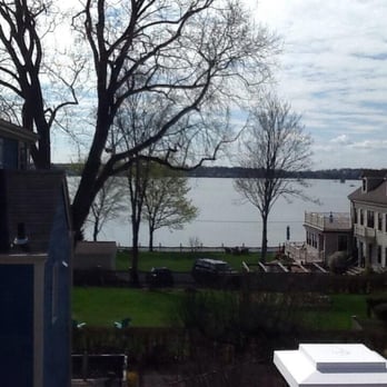 Morning Glory Bed & Breakfast - And the views are spectacular :) - Hotels Near Me - Salem, Massachusetts