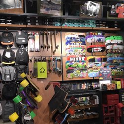 Zumiez