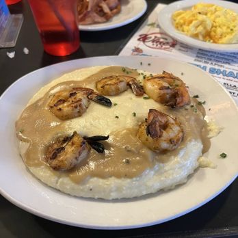 Mom's Kitchen & Bar - Comfort Food Near Me - New York, New York Mom's Kitchen & Bar - Comfort Food Near Me - New York, New York