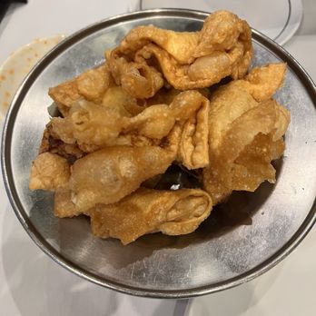 New Star Restaurant - Crab Rangoon (6) - Chinese Near Me - Elmwood Park, Illinois New Star Restaurant - Crab Rangoon (6) - Chinese Near Me - Elmwood Park, Illinois