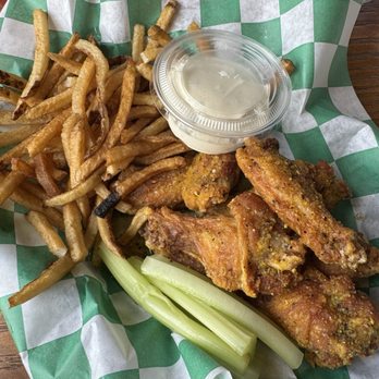 Live Oak Restaurant & Tap - Comfort Food Near Me - Stone Mountain, Georgia Live Oak Restaurant & Tap - Comfort Food Near Me - Stone Mountain, Georgia