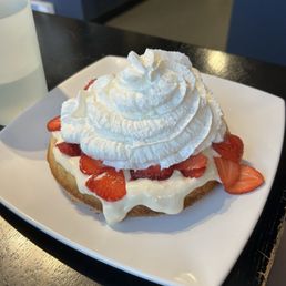 Strawberry Cheesecake Waffle Strawberry Cheesecake Waffle