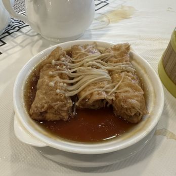 Sun Sui Wah Seafood Restaurant - Bean curd wraps with premium oyster sauce - Seafood Near Me - Richmond, British Columbia
