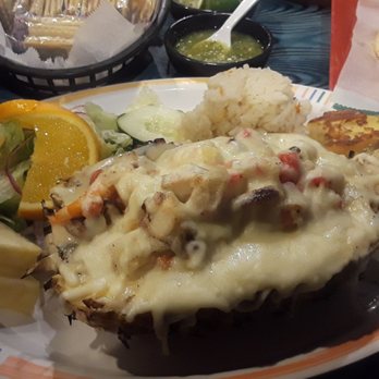 Mariscos Miramar - Mexican Near Me - Villa Park, Illinois