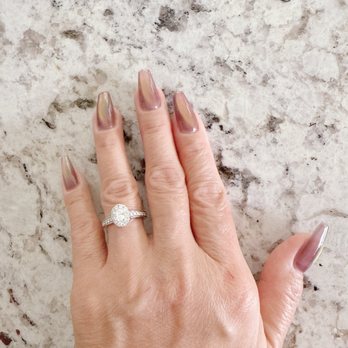 Daisy Nails Salon - Cat eye nail color - Nail Salons Near Me - San Francisco, California Daisy Nails Salon - Cat eye nail color - Nail Salons Near Me - San Francisco, California