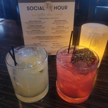 Bonefish Grill - Social hour 4pm-6pm 7 days a week. - Seafood Near Me - Rockville Centre, New York Bonefish Grill - Social hour 4pm-6pm 7 days a week. - Seafood Near Me - Rockville Centre, New York