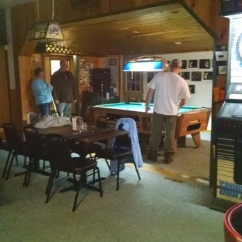 Lisa's Pub N Grub - Stop in for a cocktail or two, grab a bite to eat, play some pool or throw some darts. Clean family friendly place with reasonable prices. - Pubs Near Me - Tomahawk, Wisconsin