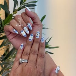 Shape Nail Lounge