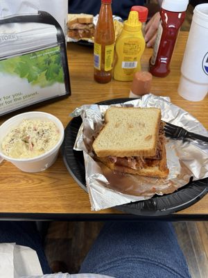 Lannie's Bar-B-Q Spot by null