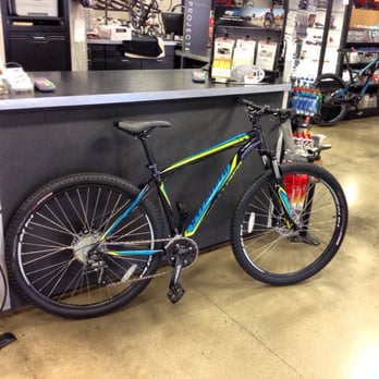 Cyclery USA - Specialized hardrock sport. - Bikes Near Me - Redlands, California