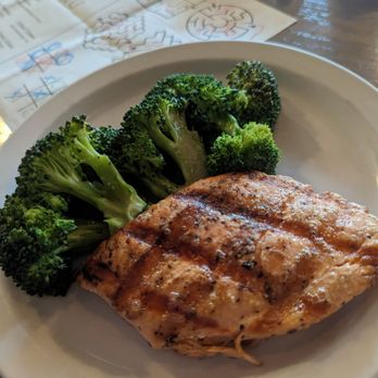 Third Street Social - Kids salmon and broccoli - Bars Near Me - Lee's Summit, Missouri Third Street Social - Kids salmon and broccoli - Bars Near Me - Lee's Summit, Missouri