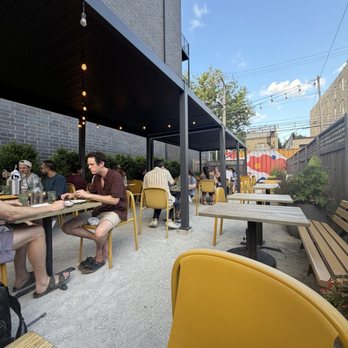 Mott St - Asian Fusion Near Me - Chicago, Illinois