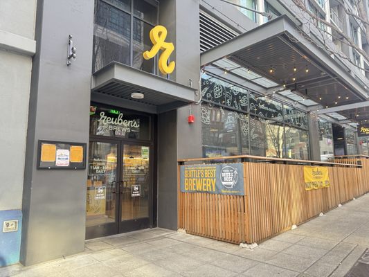 Reuben's Brews - Downtown Seattle Taproom by null