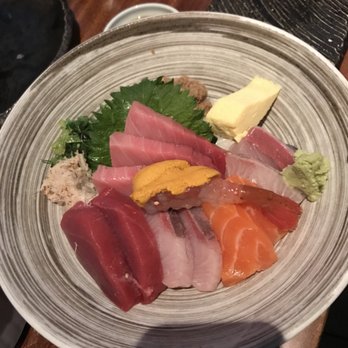Ootoro Sushi - Premium Chirashi, best uni, fishy tuna. Blue crab is tasty. - Japanese Near Me - Walnut, California