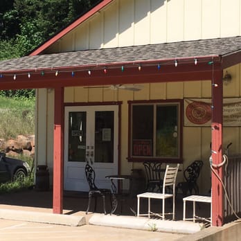 Briar Rose Creamery - Storefront, small production facility, no goats, farm is in Tillamook. - Cheese Shops Near Me - Dundee, Oregon Briar Rose Creamery - Storefront, small production facility, no goats, farm is in Tillamook. - Cheese Shops Near Me - Dundee, Oregon