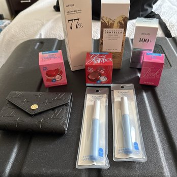Kosette - Cosmetics & Beauty Supply Near Me - New York, New York