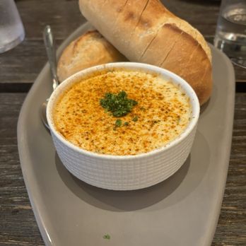Stateside Kitchen - Warm crab dip - New American Near Me - Nashville, Tennessee Stateside Kitchen - Warm crab dip - New American Near Me - Nashville, Tennessee