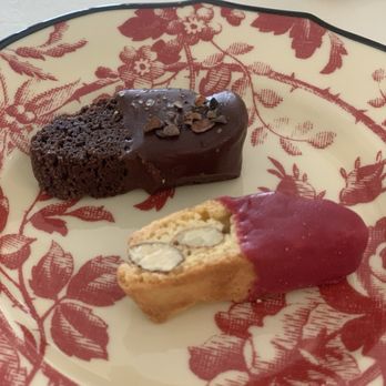 Gucci Osteria - Biscotti treats for dessert - Italian Near Me - Florence, FI Gucci Osteria - Biscotti treats for dessert - Italian Near Me - Florence, FI