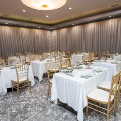 Premier Restaurant & Bar - Premier Restaurant & Bar - 12743 Ventura Blvd, Studio City, CA 91604 - (818) 623-8844