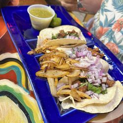 Los Mariachis Bar & Grill - Punta Gorda - Tacos Al Pastor - amazing!