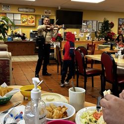 Villa Cariño Mexican Restaurant - Violin guy