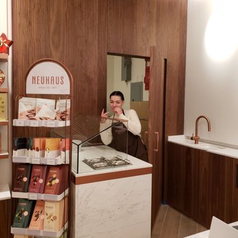 Neuhaus - New York - Dominique showing peace and love to all customers - Chocolatiers & Shops Near Me - New York, New York Neuhaus - New York - Dominique showing peace and love to all customers - Chocolatiers & Shops Near Me - New York, New York