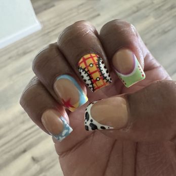 Glow Hair And Nails - Hair Salons Near Me - Fairfield, California Glow Hair And Nails - Hair Salons Near Me - Fairfield, California