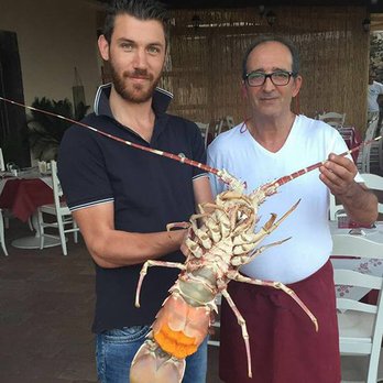 La Solitaria - Seafood Near Me - Acireale, Connecticut