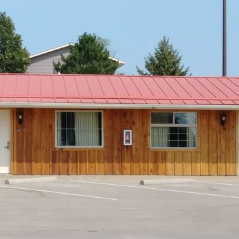 Range Country - My room from the outside. Set up in a duplex Style - Hotels Near Me - Murdo, South Dakota Range Country - My room from the outside. Set up in a duplex Style - Hotels Near Me - Murdo, South Dakota
