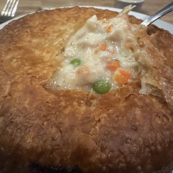 Cheddar's Scratch Kitchen - Homemade Chicken Pot Pie - Comfort Food Near Me - Brooksville, Florida
