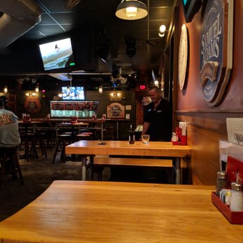Drake's - Tates Creek Rd - Nice restaurant - American Near Me - Lexington, Kentucky Drake's - Tates Creek Rd - Nice restaurant - American Near Me - Lexington, Kentucky