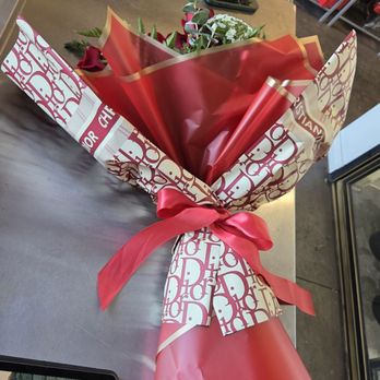 HK Flowers - Florists Near Me - Winnetka, California HK Flowers - Florists Near Me - Winnetka, California