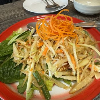 Farmhouse Thai Eatery - Papaya Pok Pok Salad - Thai Near Me - Lakewood, Colorado Farmhouse Thai Eatery - Papaya Pok Pok Salad - Thai Near Me - Lakewood, Colorado