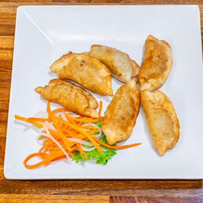 XinhXinh Vietnamese Bistro by null