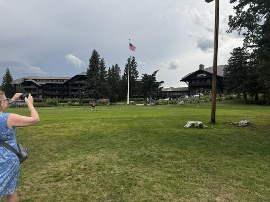 Glacier Park Lodge by null