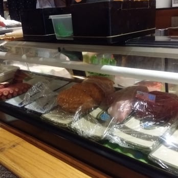 Mr Sushi - Preparing sushi - Sushi Bars Near Me - Philadelphia, Pennsylvania